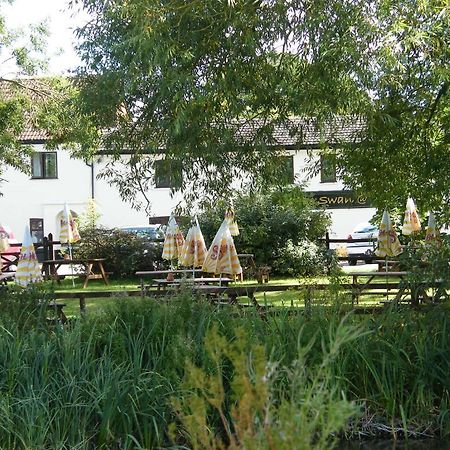 The Swan At Stoford Hotel Stapleford  ภายนอก รูปภาพ