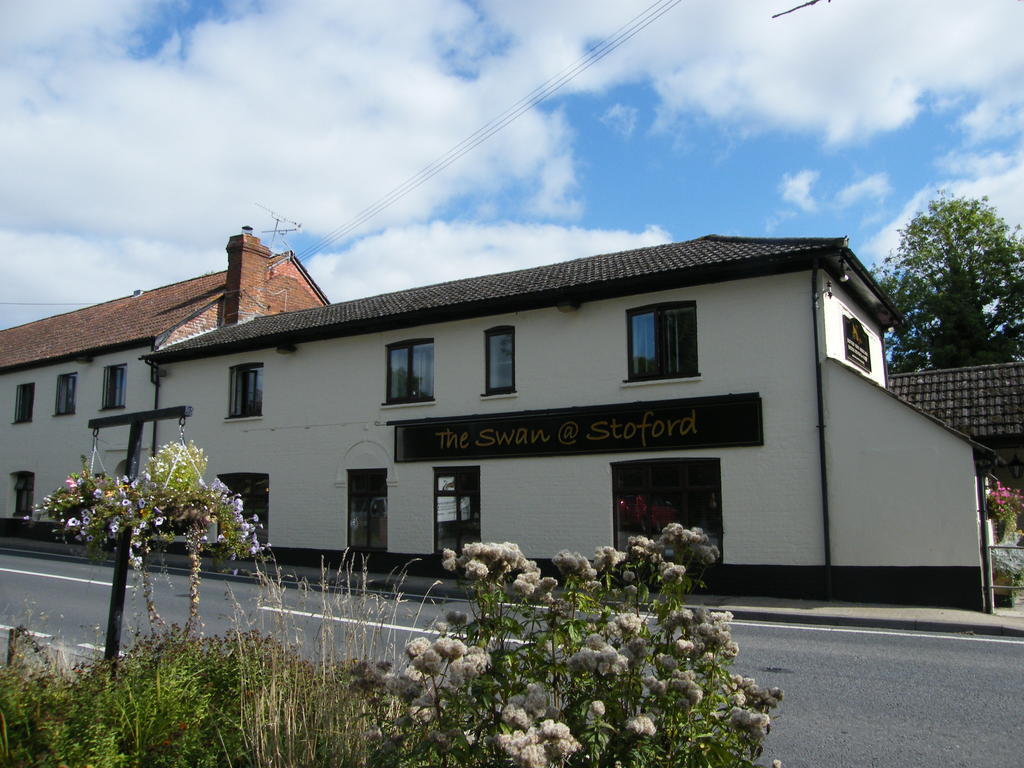 The Swan At Stoford Hotel Stapleford  ภายนอก รูปภาพ