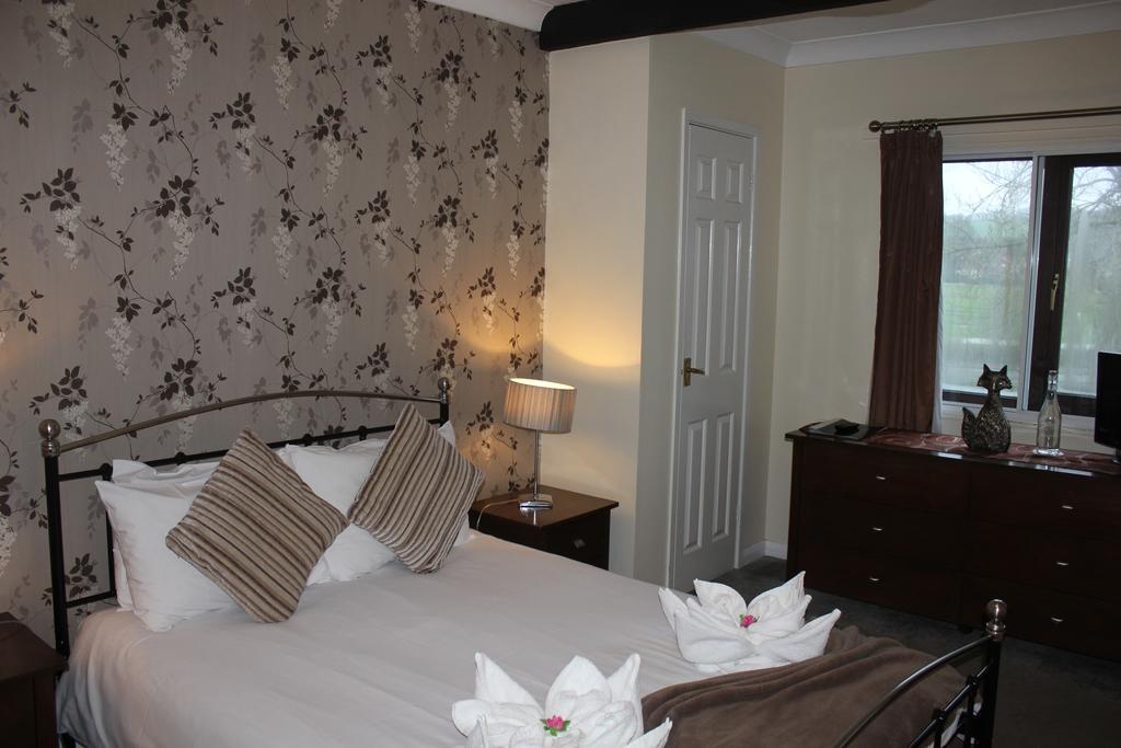 The Swan At Stoford Hotel Stapleford  ภายนอก รูปภาพ