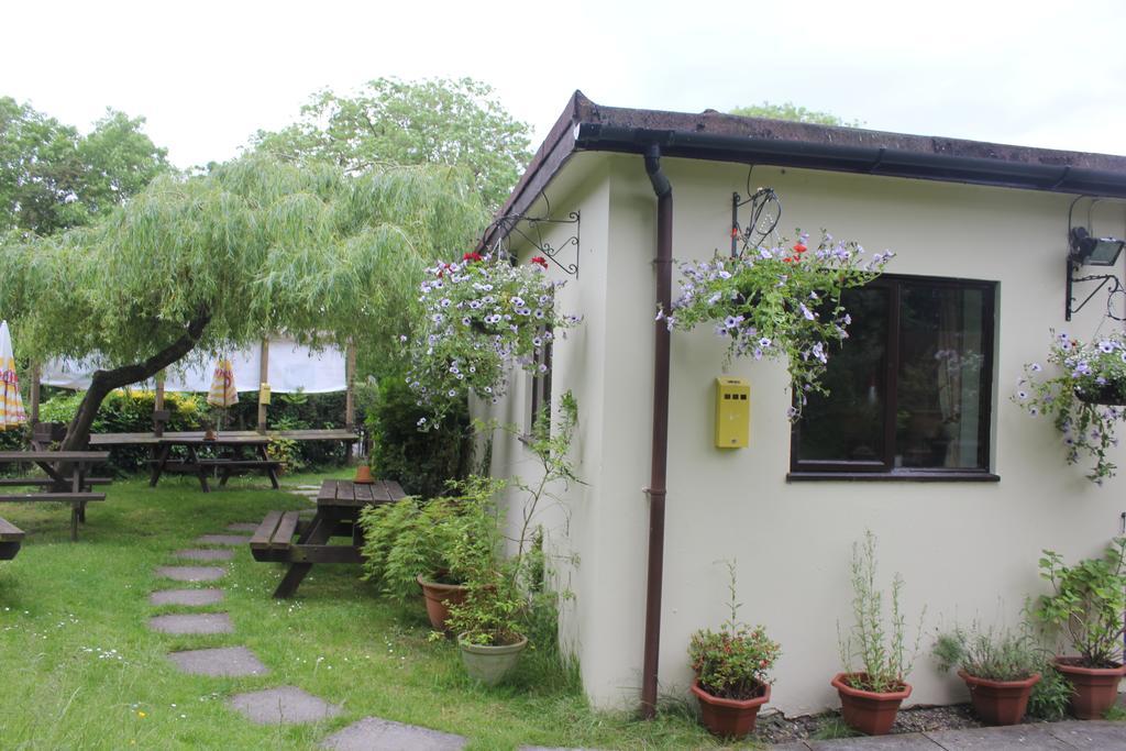 The Swan At Stoford Hotel Stapleford  ภายนอก รูปภาพ