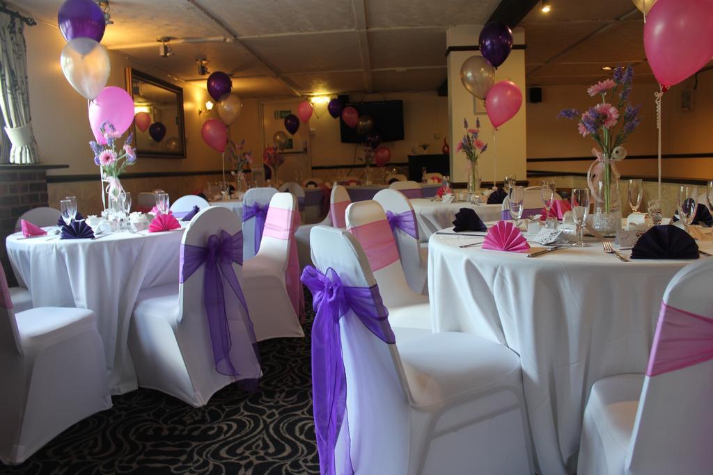 The Swan At Stoford Hotel Stapleford  ภายนอก รูปภาพ
