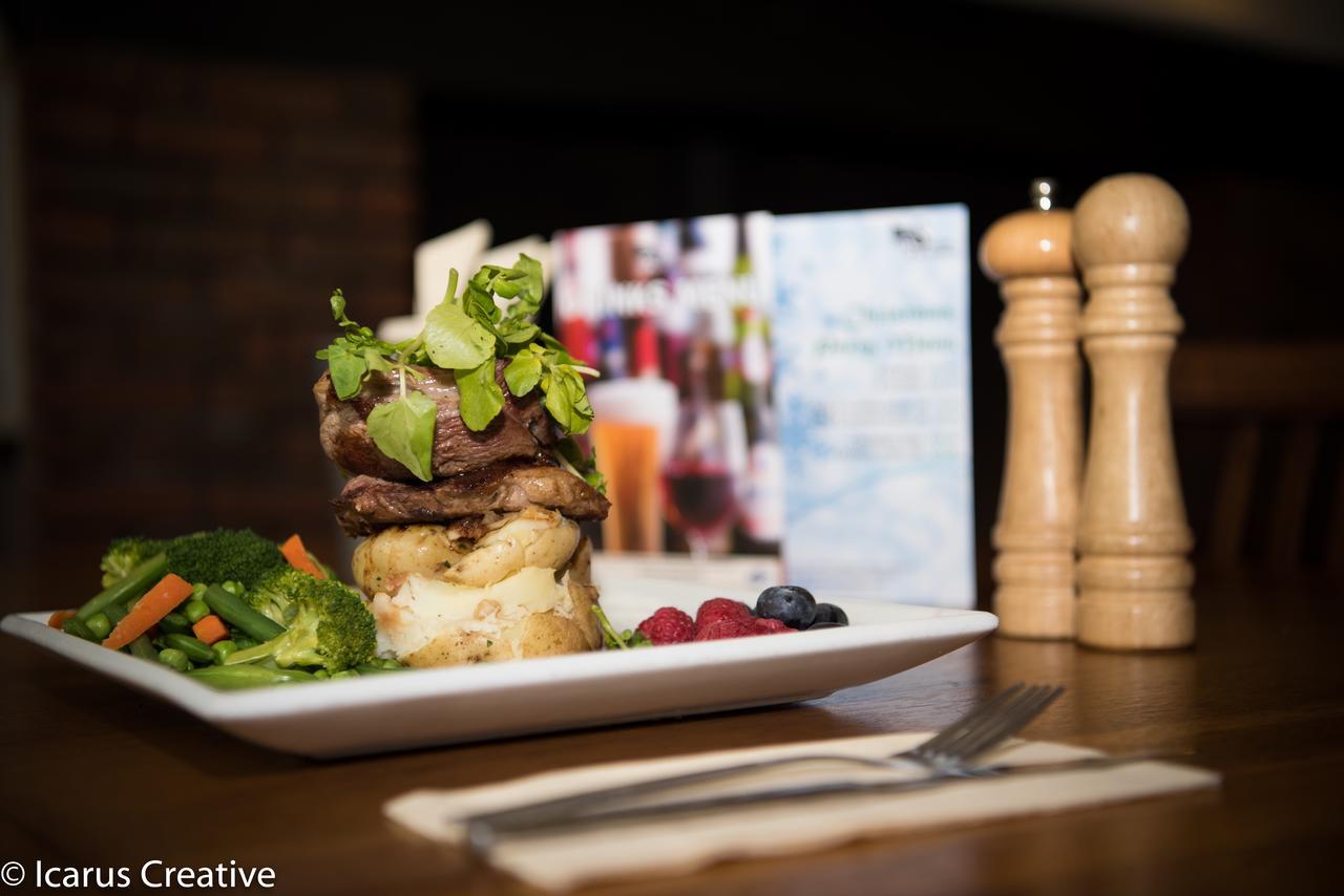 The Swan At Stoford Hotel Stapleford  ภายนอก รูปภาพ