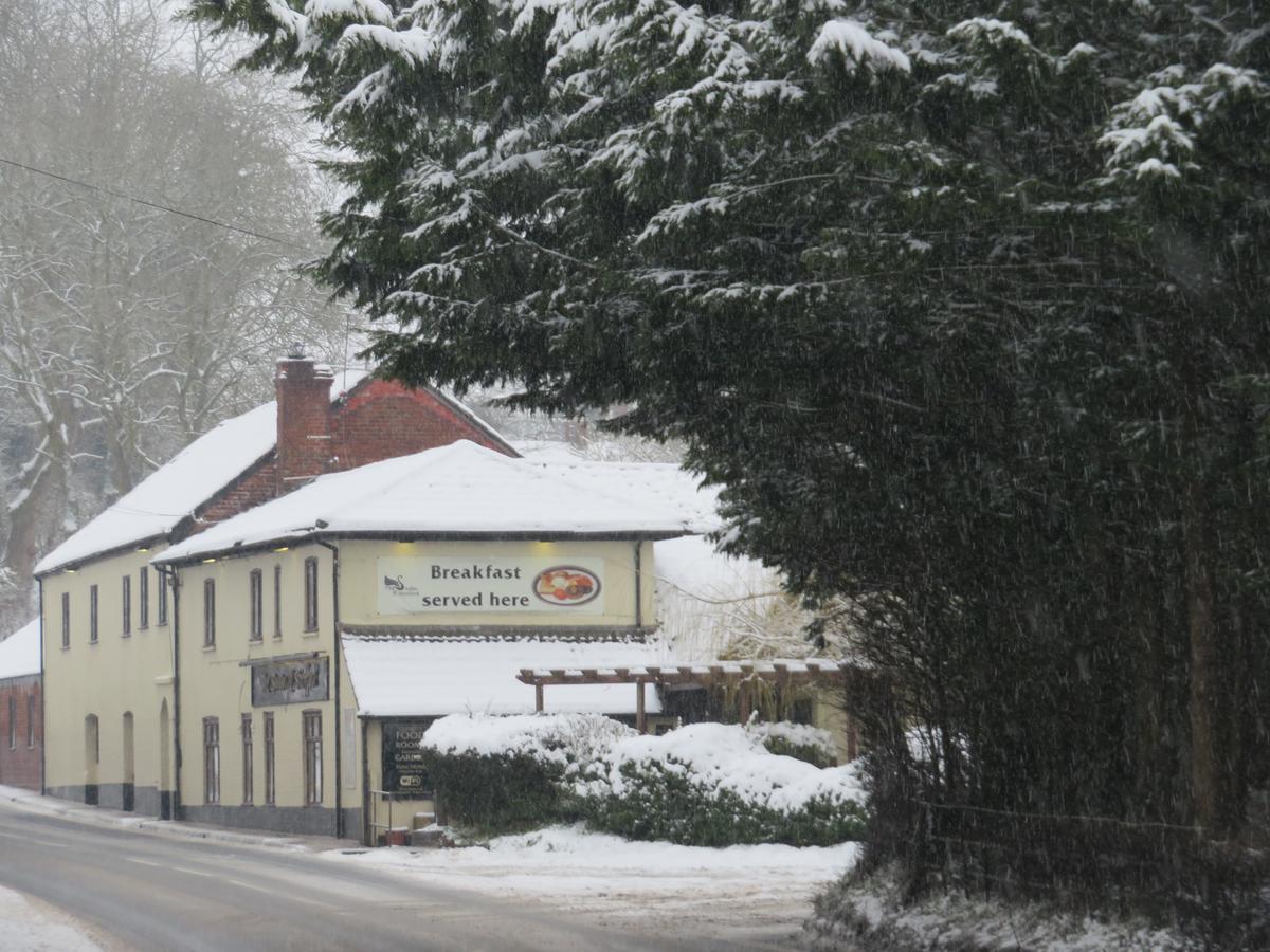 The Swan At Stoford Hotel Stapleford  ภายนอก รูปภาพ